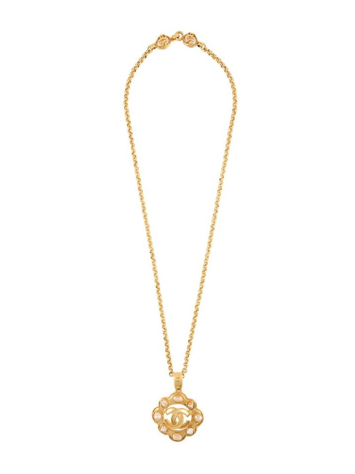 Chanel Vintage Medallion Cc Logo Necklace