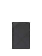 Burberry London Check And Leather Passport Holder - Grey