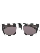 Saint Laurent Eyewear Bars Pattern Sunglasses - Black