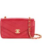 Chanel Vintage V-stitch Quilted Shoulder Bag - Red