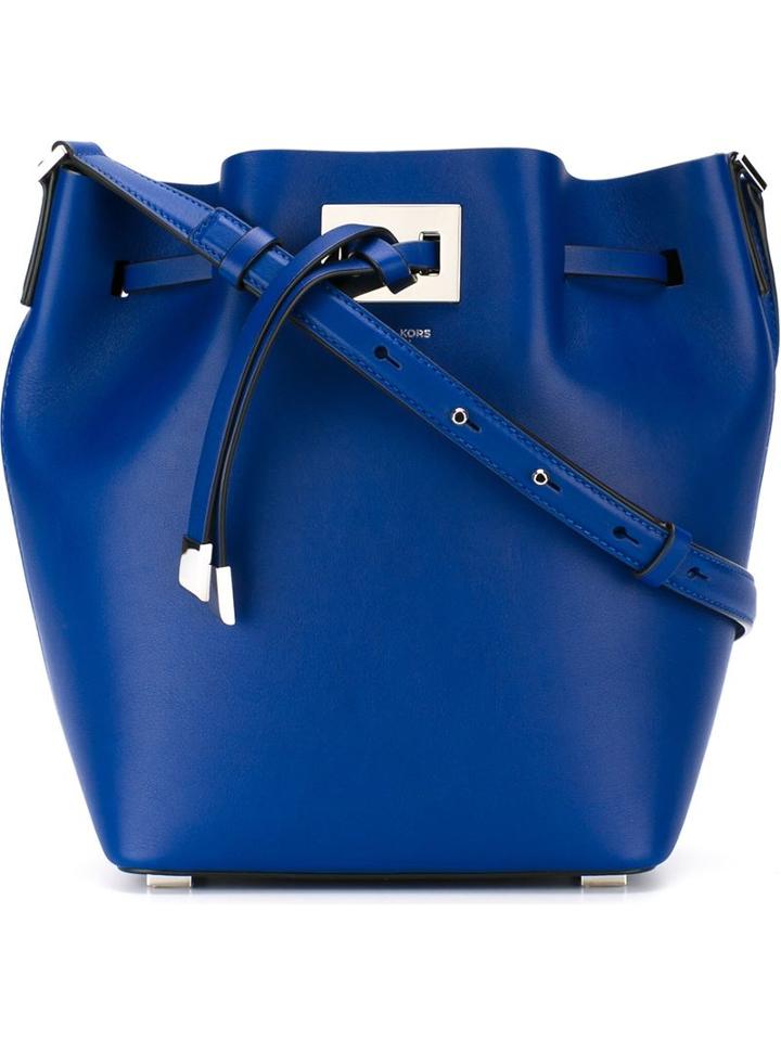 Michael Kors Pocketed Bucket Cross Body Bag