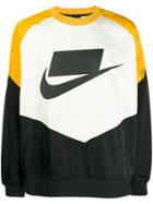 Nike Contrast Logo Sweatshirt - Black