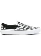Vans Vans X Karl Lagerfeld Patterned Slip-on Sneakers - White