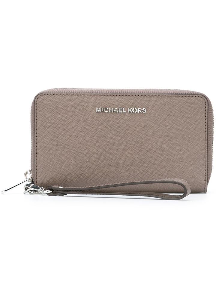 Michael Michael Kors Zipped Flat Wallet