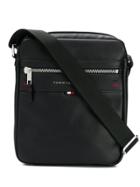 Tommy Hilfiger Logo Plaque Messenger Bag - Black