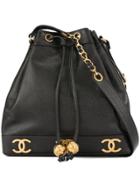 Chanel Vintage Cc Logo Drawstring Shoulder Bag - Black