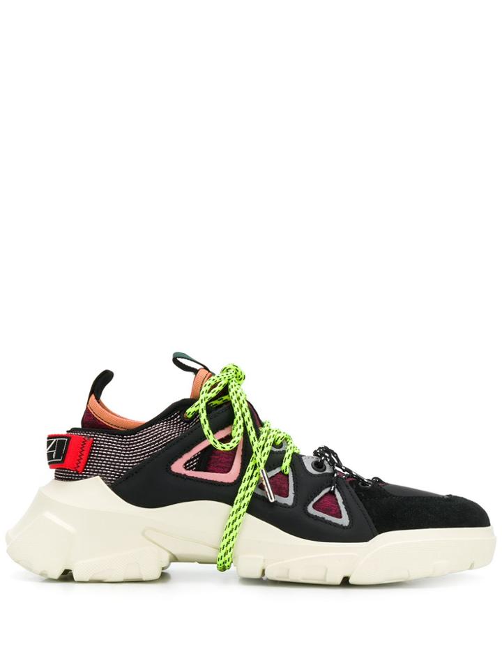 Mcq Alexander Mcqueen Orbyt Low Top Sneakers - Black