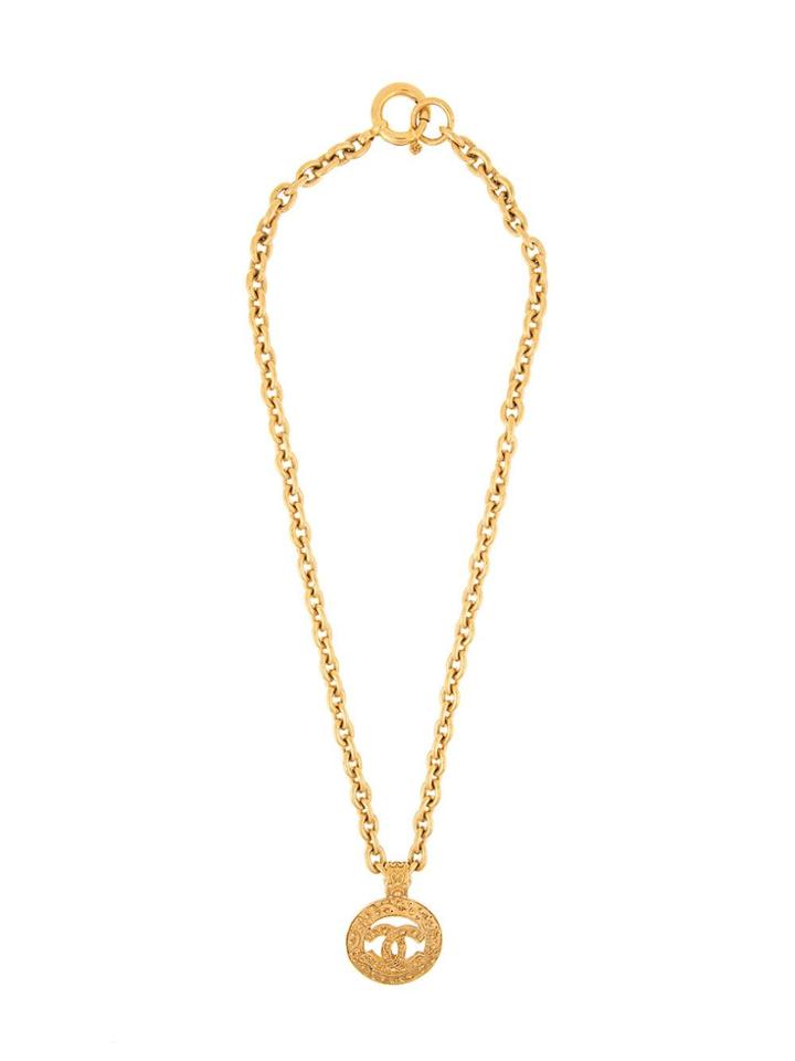 Chanel Vintage Cc Cutout Long Necklace - Metallic