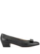 Salvatore Ferragamo Pre-owned Vara Pumps - Black