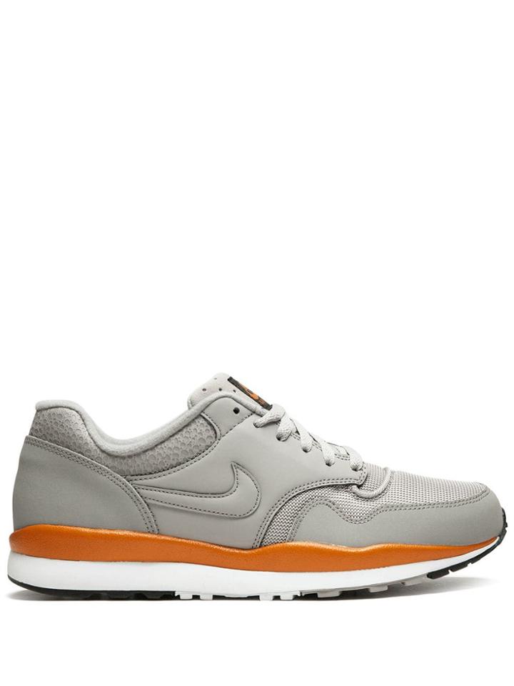 Nike Air Safari Low Top Sneakers - Grey