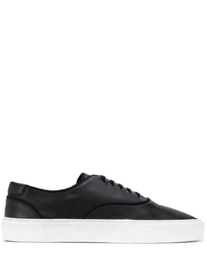 Saint Laurent Classic Low Top Sneakers - Black