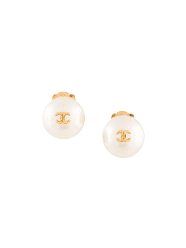Chanel Vintage Mini Cc Pearl Earrings - White