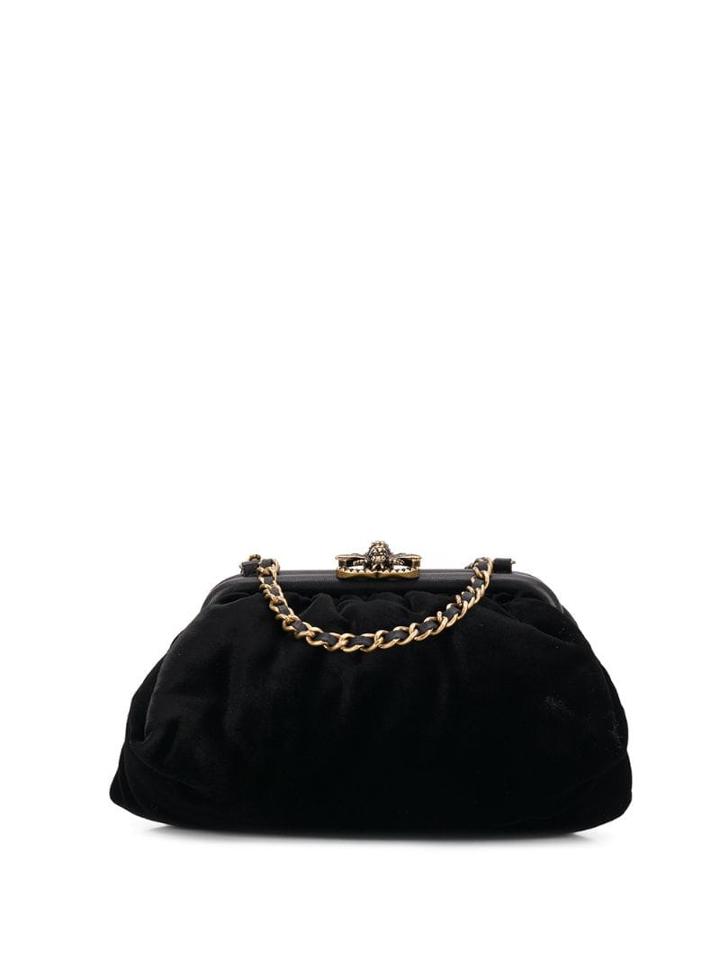 Chanel Pre-owned Bumblebee Clasp Tote Bag - Black