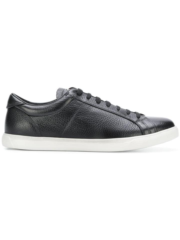 Moncler Logo Plaque Sneakers - Black