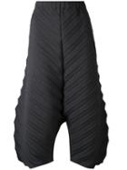 Issey Miyake Cauliflower - Textured Cropped Trousers - Women - Polyester - One Size, Grey, Polyester
