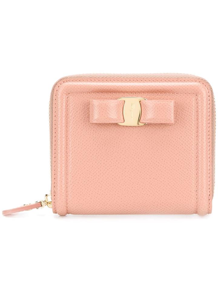 Salvatore Ferragamo Vara Bow Zip Round Wallet - Neutrals