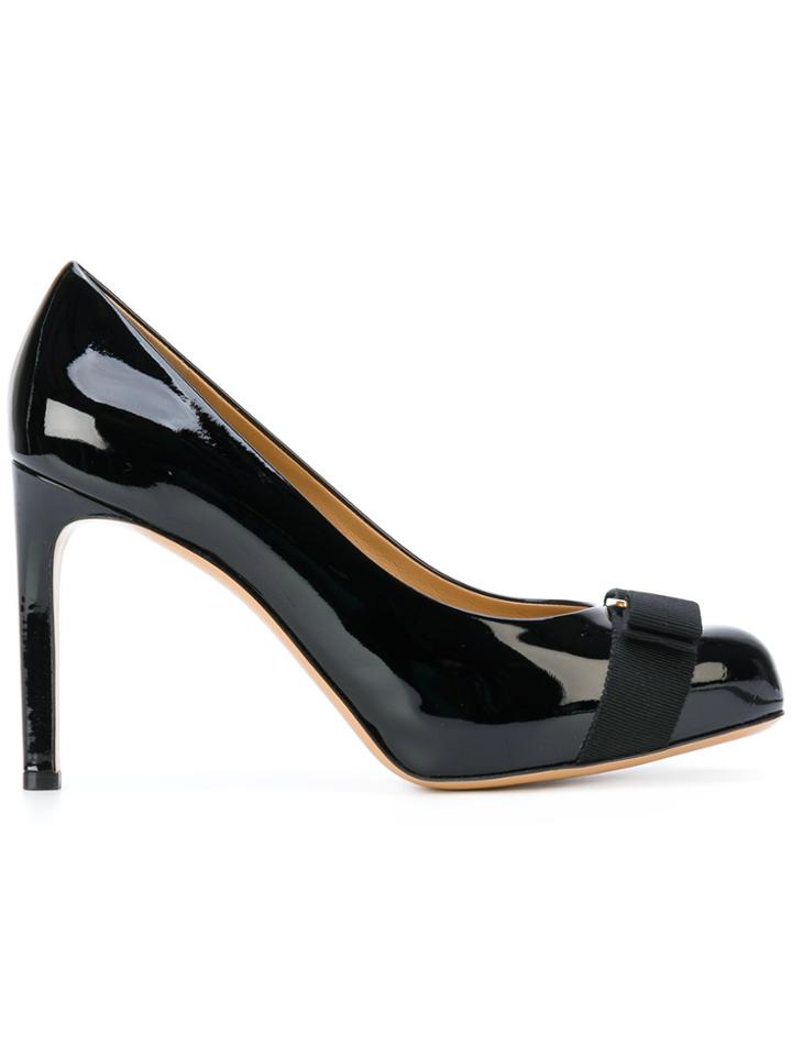 Salvatore Ferragamo Stiletto Bow Plaque Pumps - Black