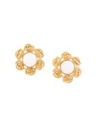 Chanel Vintage Round Cc Flower Earrings - Gold