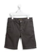 Finger In The Nose Classic Casual Shorts