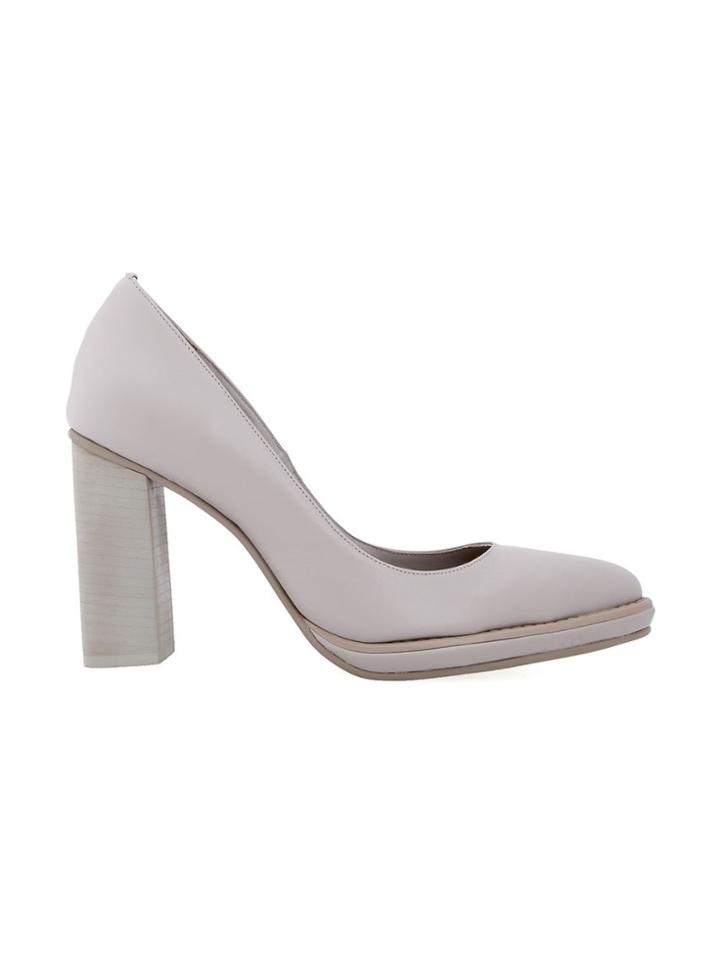Studio Chofakian Leather Pumps - Nude & Neutrals