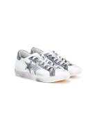2 Star Kids Distressed Star Patch Sneakers - White