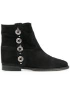 Via Roma 15 Button Detailed Ankle Boots - Black