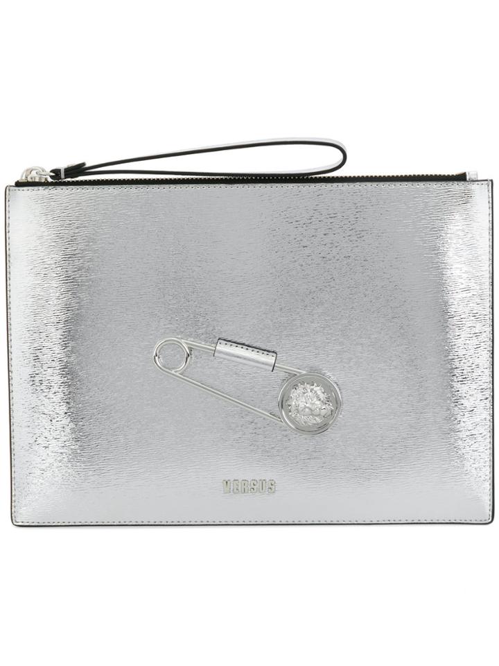 Versus Oversized Pin Metallic Clutch
