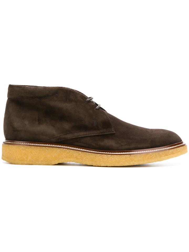 Tod's Round Toe Boots - Brown