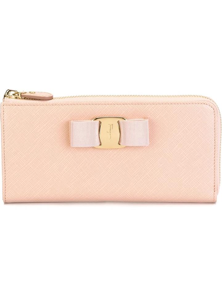 Salvatore Ferragamo 'vara' Wallet - Pink & Purple