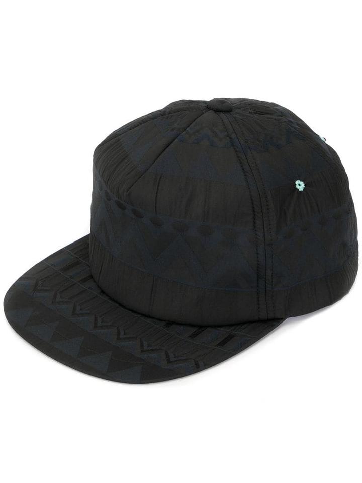 A(lefrude)e - Black