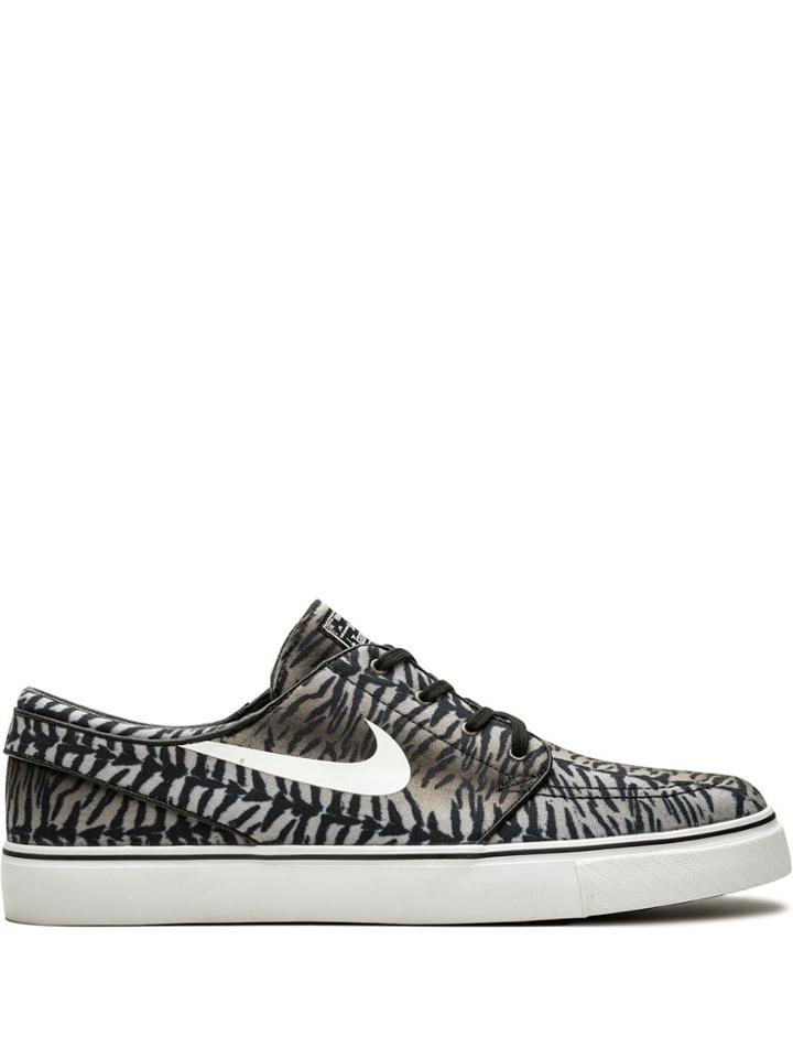 Nike Zoom Stefan Janoski Cnvs Sneakers - Black
