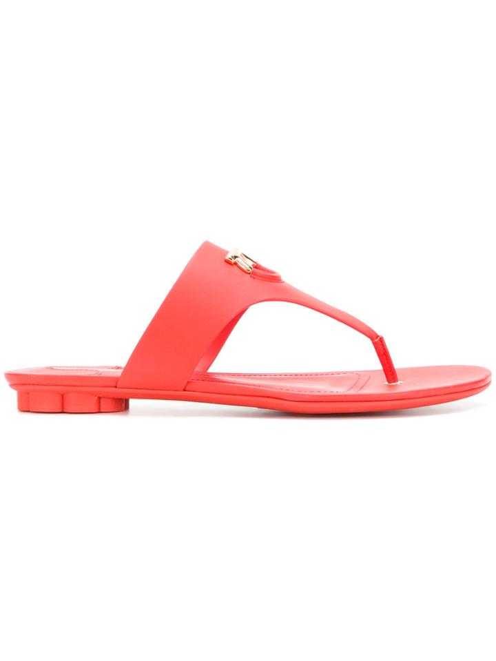 Salvatore Ferragamo Gancio-embellished Sandals - Red