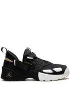 Jordan Ridged Sneakers - Black