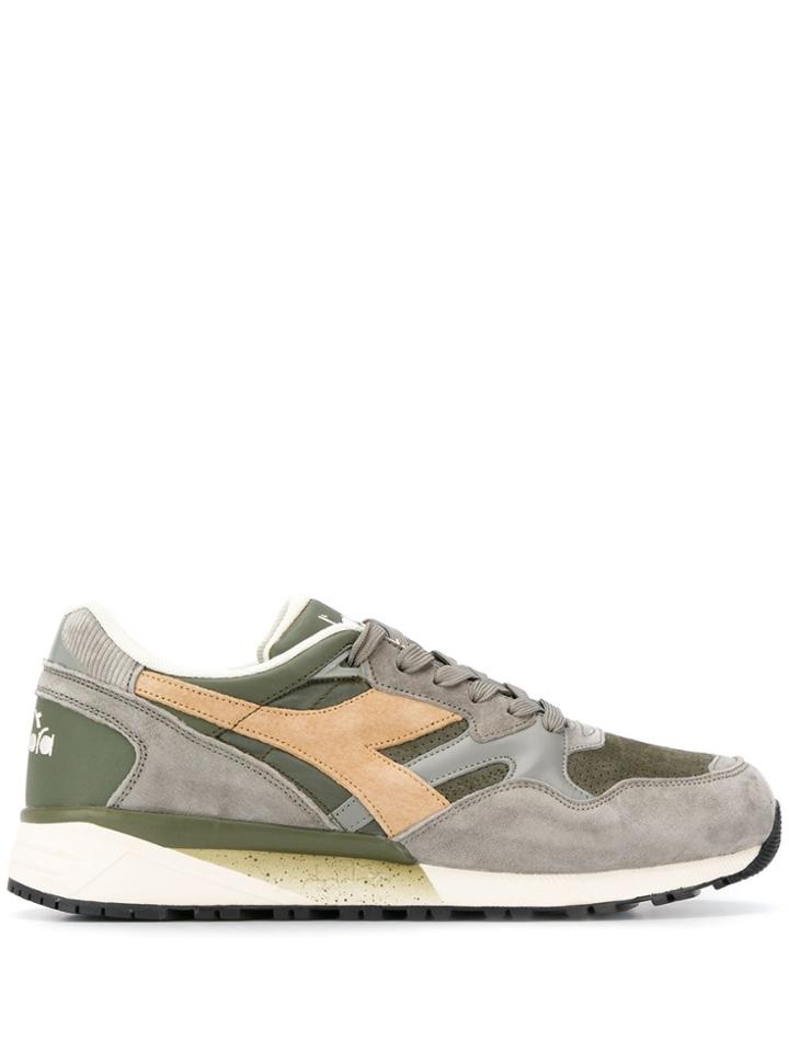 Diadora Side Logo Sneakers - Grey