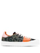 Gcds Camouflage Print Sneakers - Green