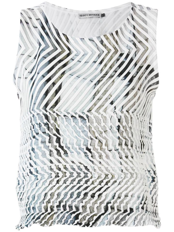 Issey Miyake Contrast Print Sleeveless Blouse - White