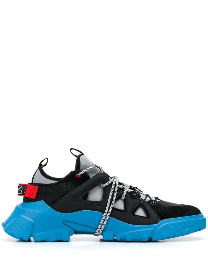 Mcq Alexander Mcqueen Orbit Mid-top Sneakers - Black