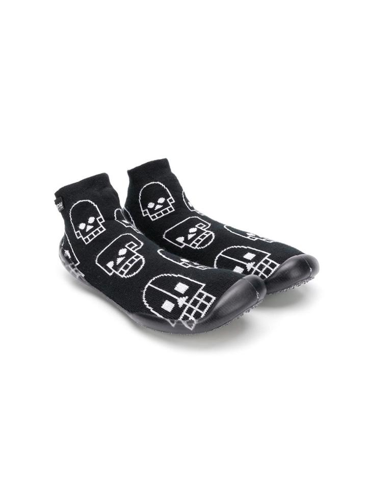 Nununu Teen Skull Robot Slippers - Black