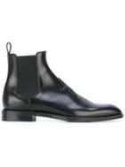 Givenchy Star Patch Chelsea Boots - Black