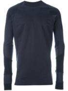 Devoa Longsleeved T-shirt