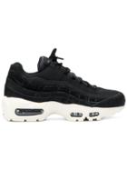 Nike Platform Lace Up Snekers - Black