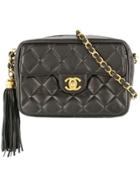 Chanel Vintage Tassel Turnlock Shoulder Bag - Black
