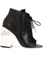 Off-white Laced-up Pumps