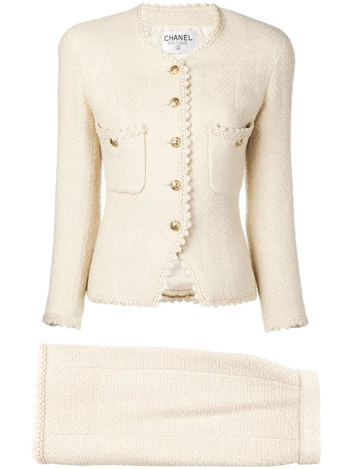 Chanel Pre-owned 1990's Bouclé Suit - White