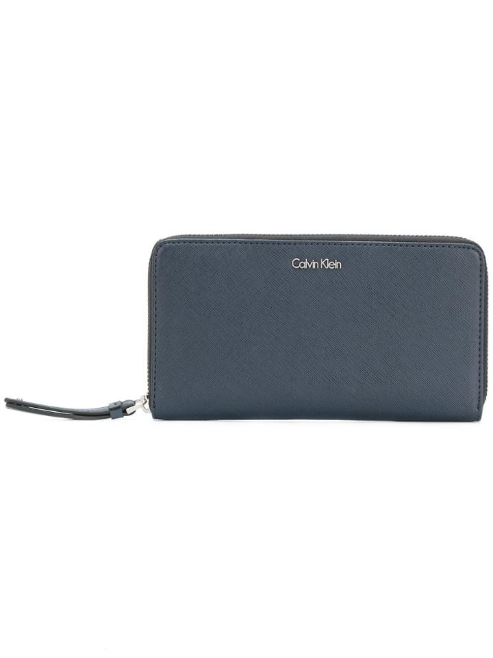 Calvin Klein Continental Wallet - Blue