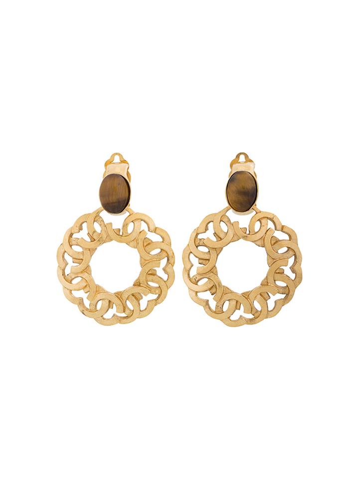 Chanel Vintage Interlocking Cc Hoop Pendant Earrings - Metallic