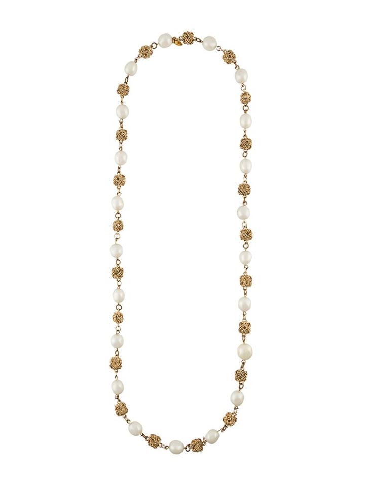 Chanel Vintage Knotted Ball Pearl Necklace