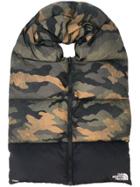 The North Face Nuptse Camouflage Print Scarf - Green