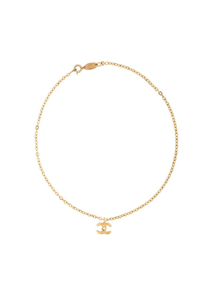Chanel Vintage Cc Logo Delicate Pendant Necklace - Metallic
