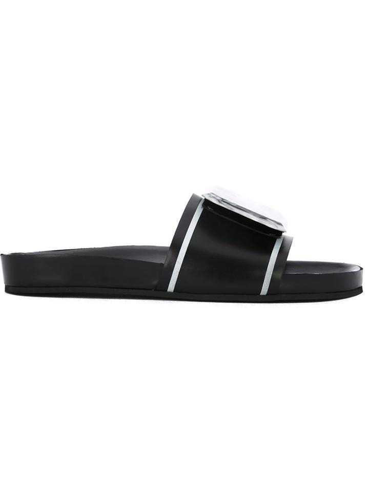 Toga Marbled Detail Sliders